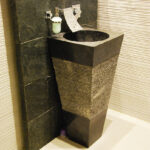 pedestal stone wash basin