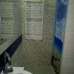 Pebble Tile Bathroom wall - pebble on walls