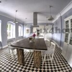 Mosaici in marmo a scacchiera a Dwór Wierzenica