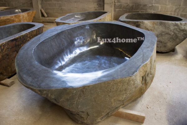 Stone Round Bathtubs Bad van riviersteen, met een gepolijste binnenkant, in de werkplaats
